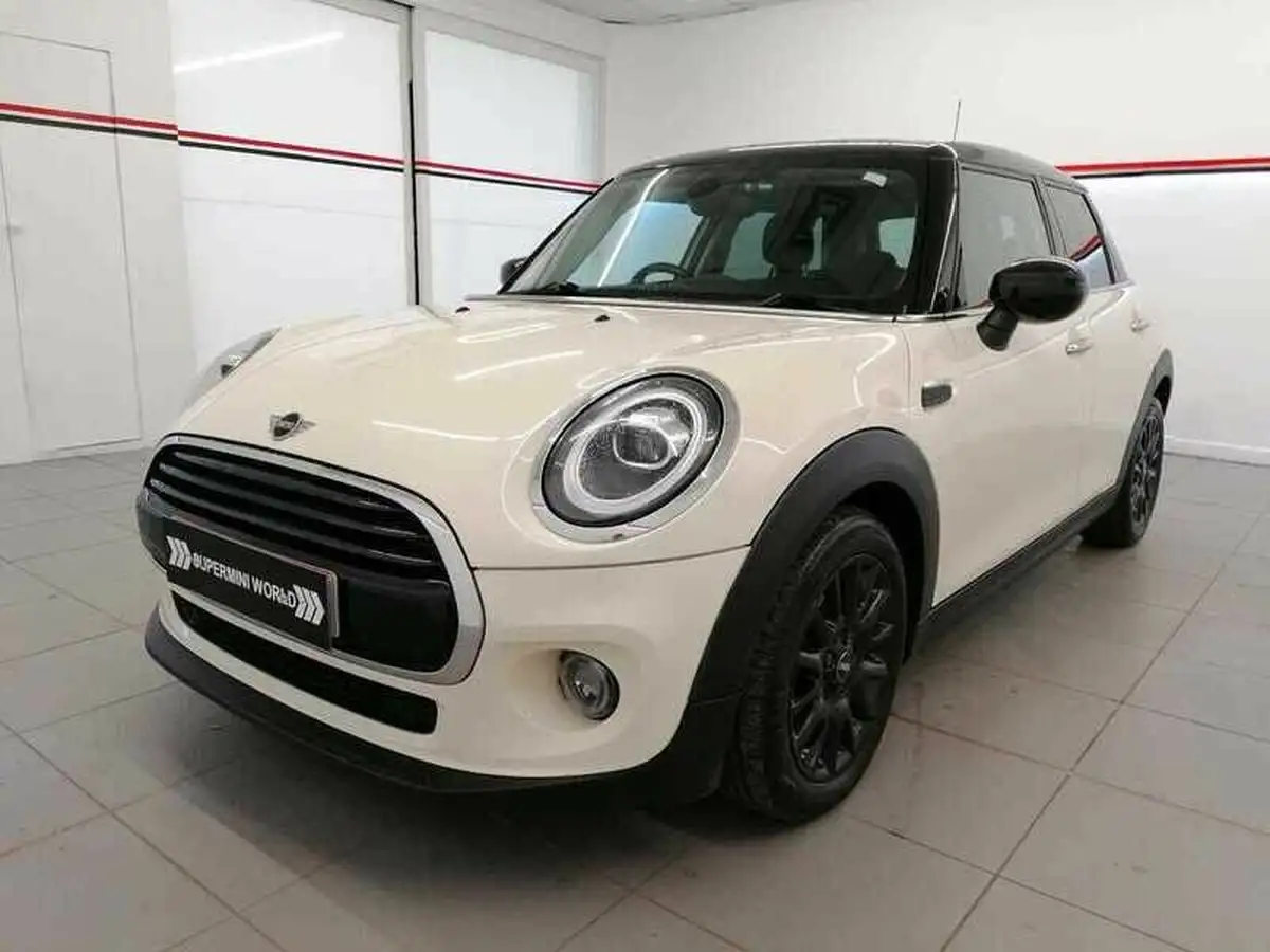 2019-mini-cooper-15-cooper-classic-hatchback-5d-big-2