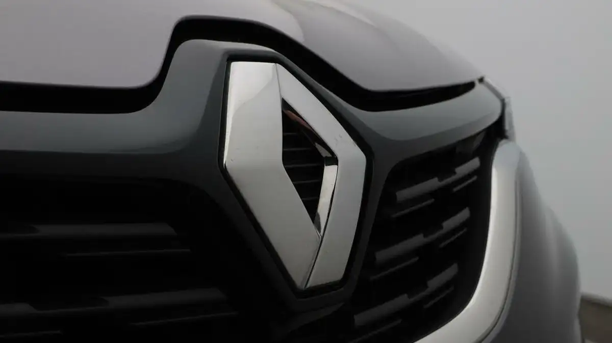 2022-renault-captur-16-iconic-edition-big-20
