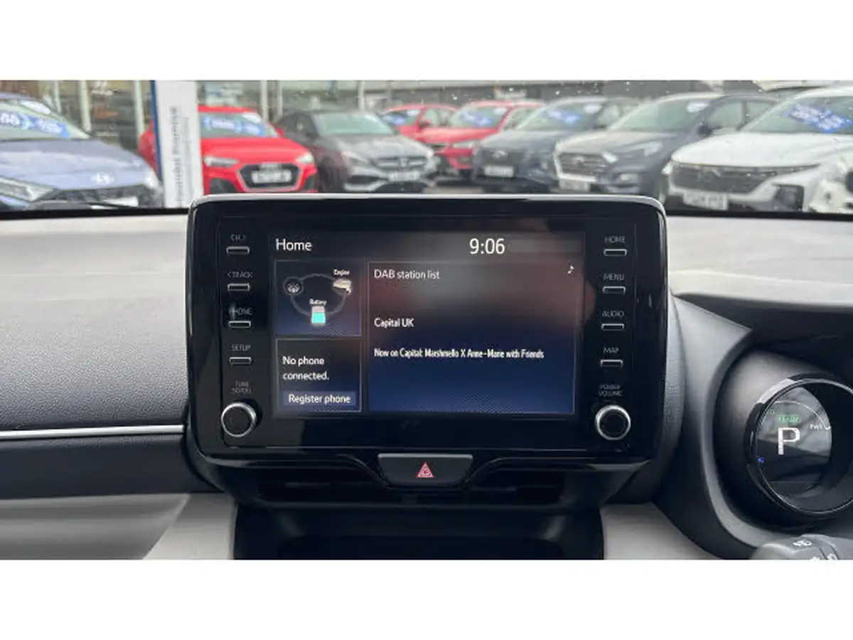 2022-toyota-yaris-15-vvt-i-excel-big-42