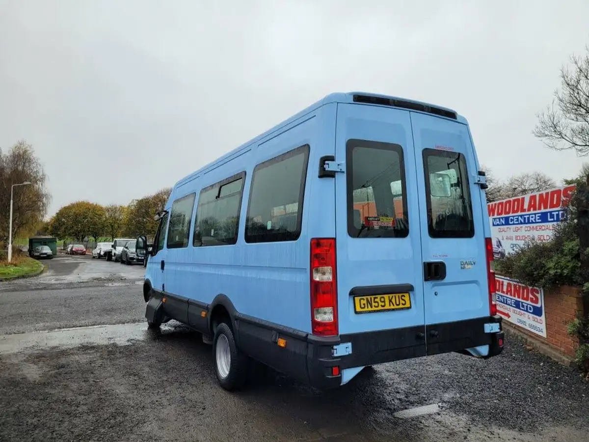 2009-iveco-daily-45c-class-big-7