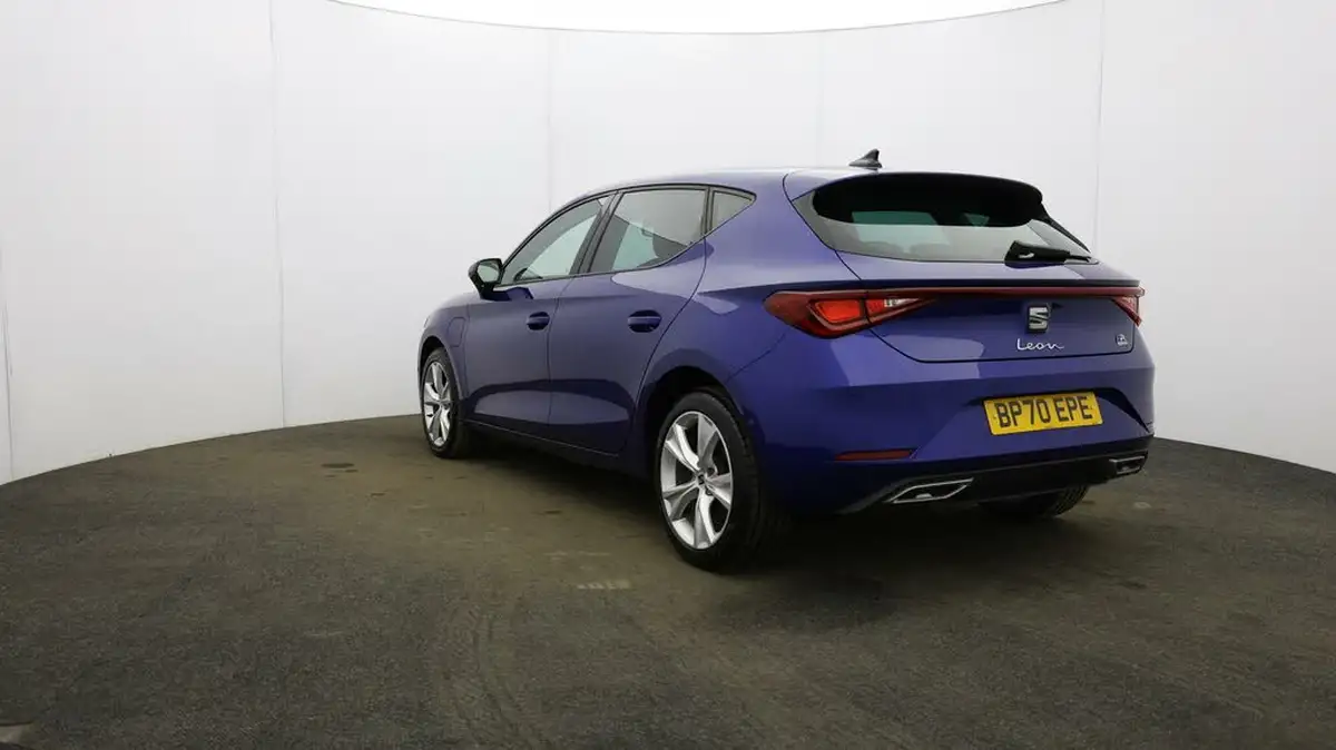 2020-seat-leon-14-e-hybrid-fr-hatchback-big-35