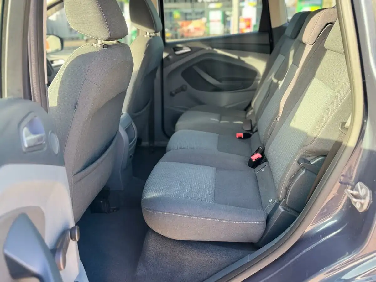 2014-ford-c-max-16tdci-zetec-big-34