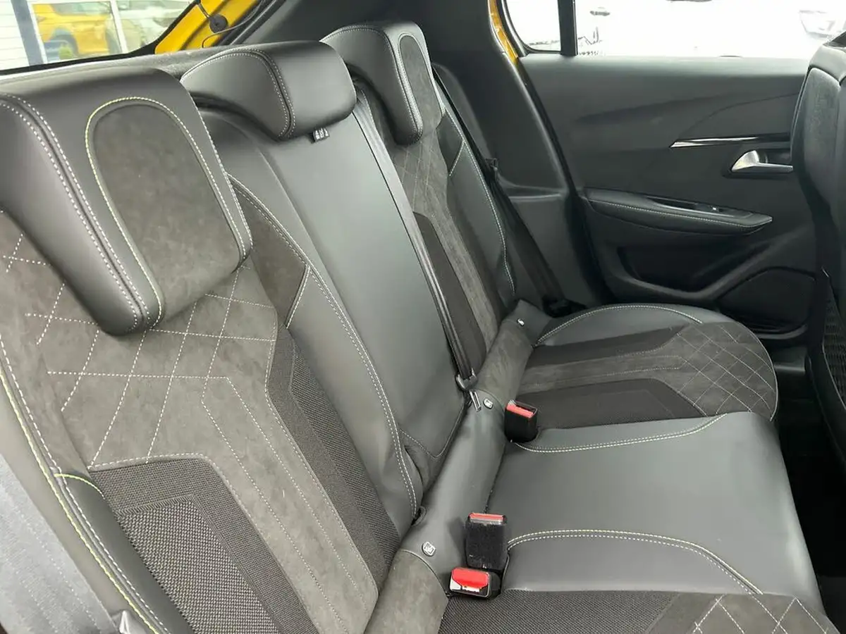 2022-peugeot-208-12-puretech-gt-premium-100bhp-big-34