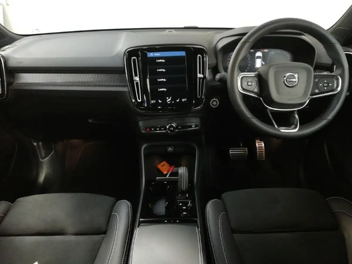 2021-volvo-xc40-20-b4-r-design-194bhp-auto-big-2