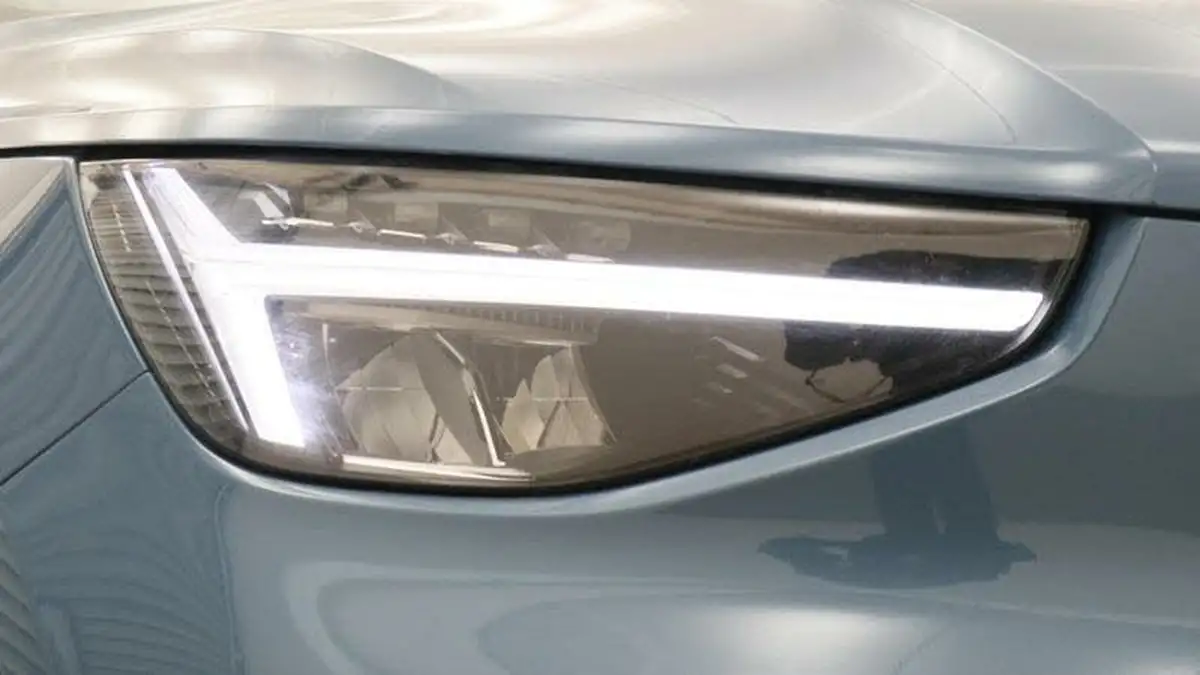 2024-volvo-xc40-20-b3-plus-big-7