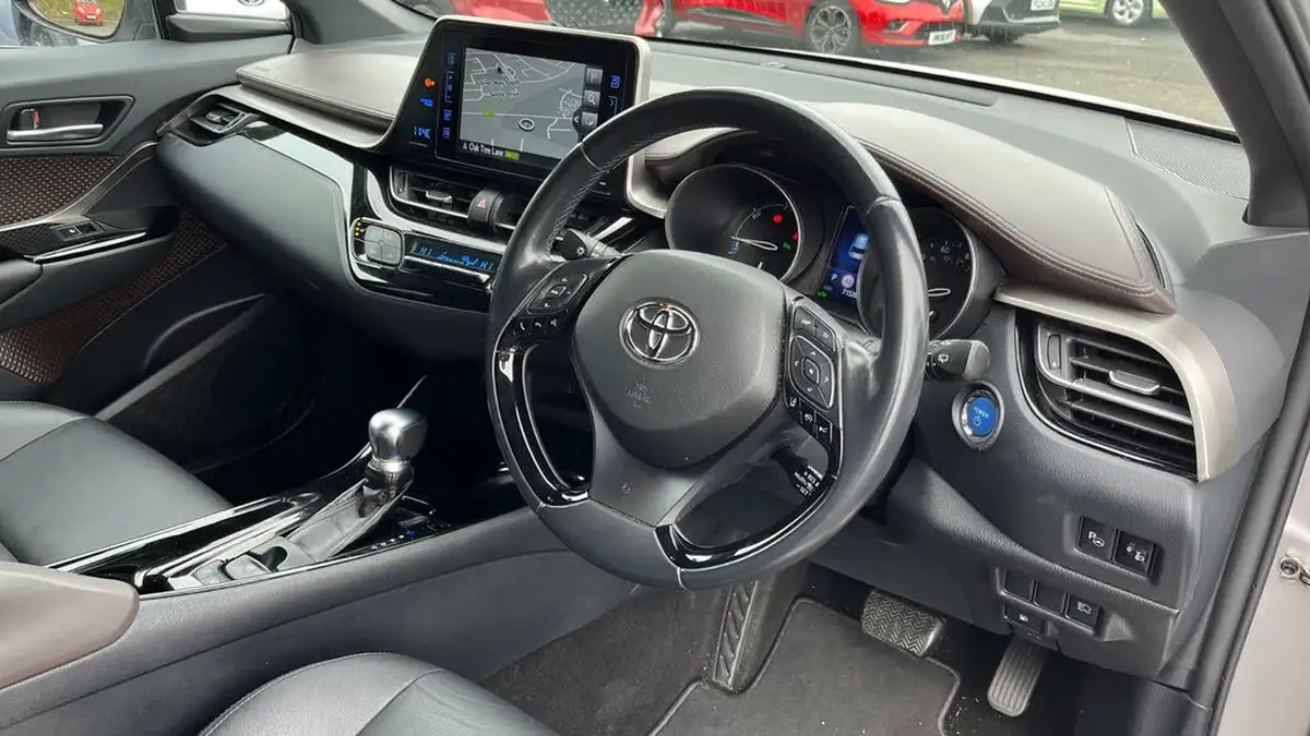 2018-toyota-c-hr-18-vvt-i-excel-big-21