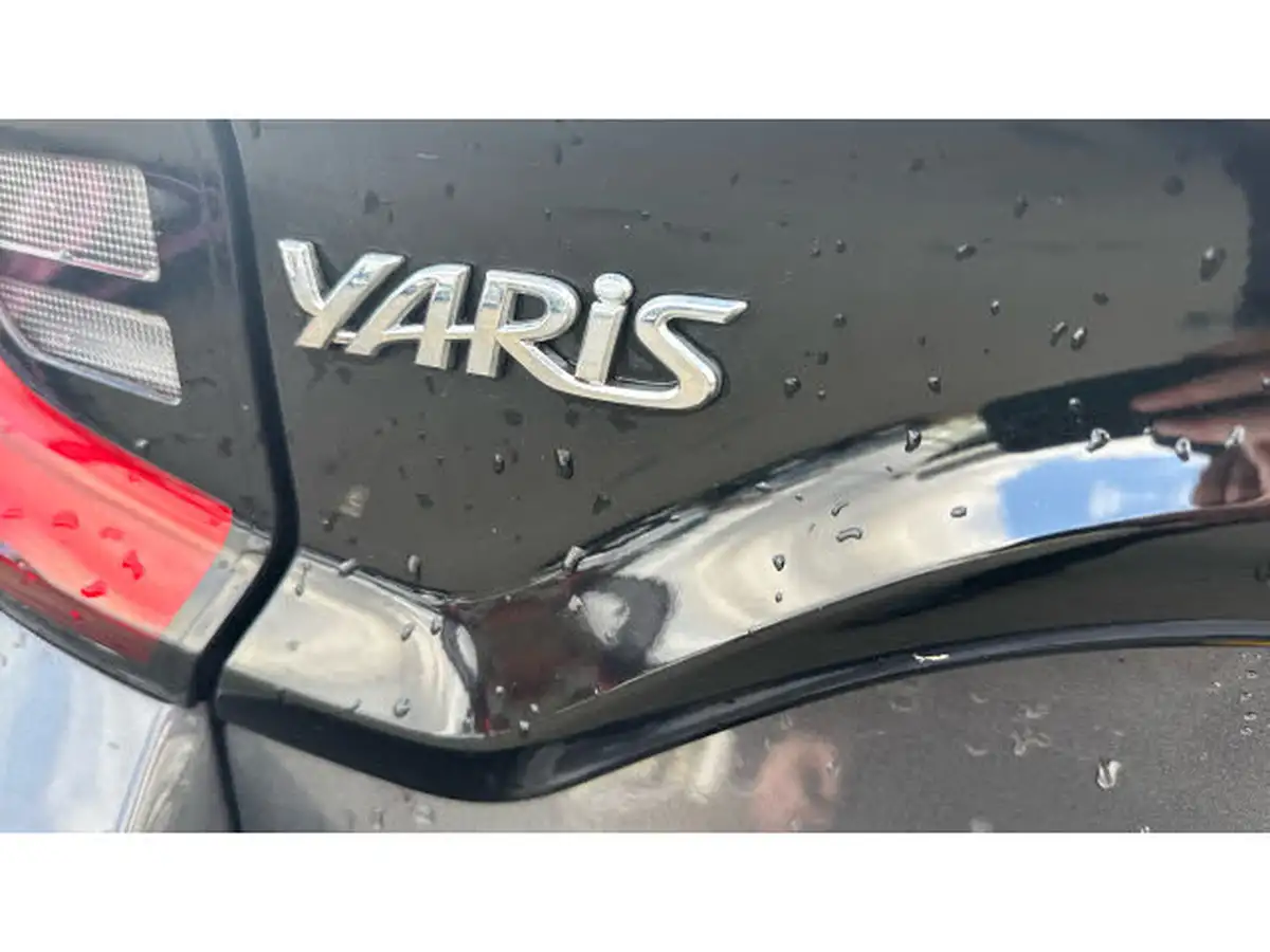 2022-toyota-yaris-15-vvt-i-dynamic-big-34