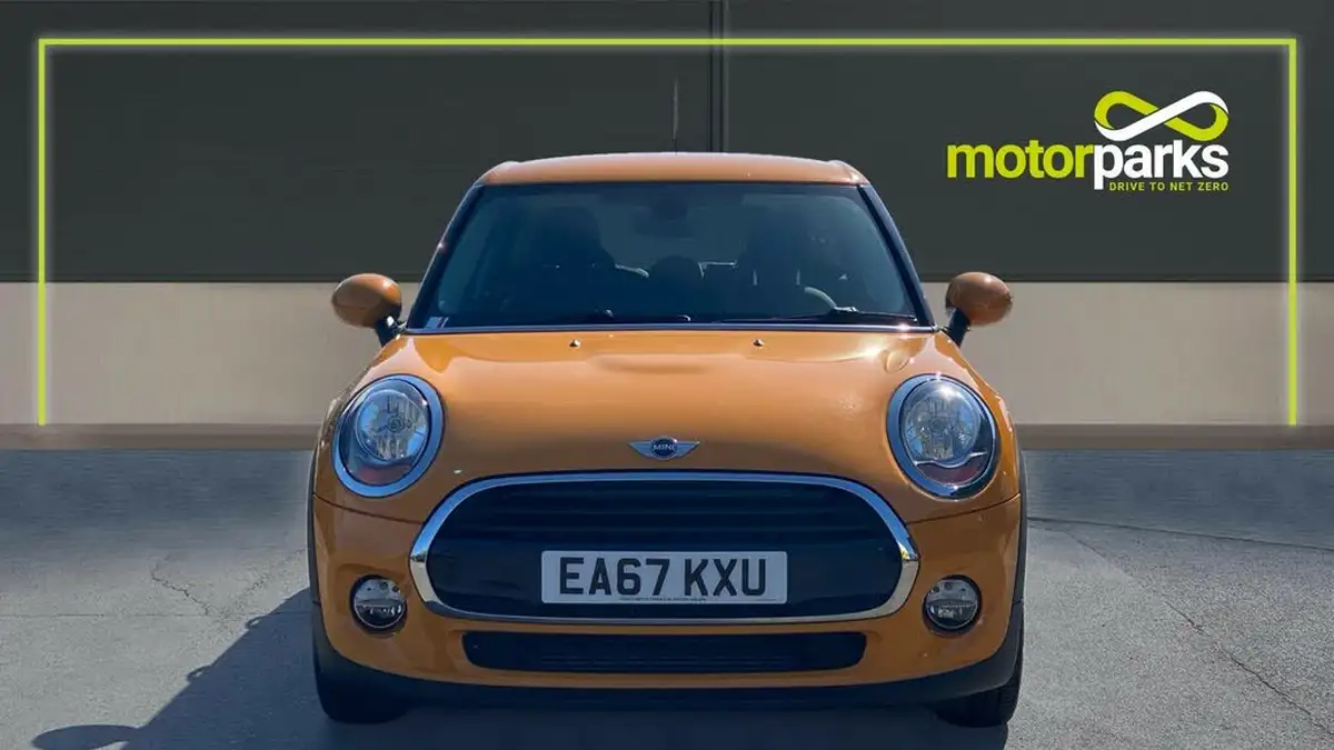 2017-mini-cooper-15-cooper-ss-hatchback-5d-auto-big-7