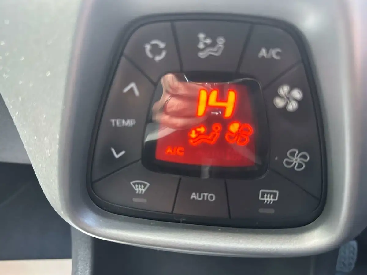 2020-toyota-aygo-10-vvt-i-x-trend-big-23