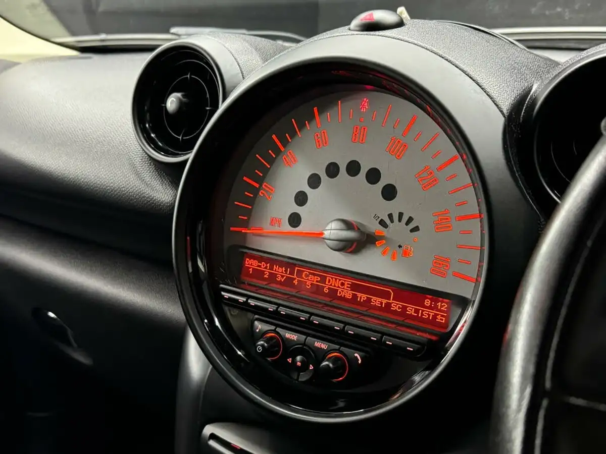 2013-mini-countryman-20td-cooper-sd-big-21