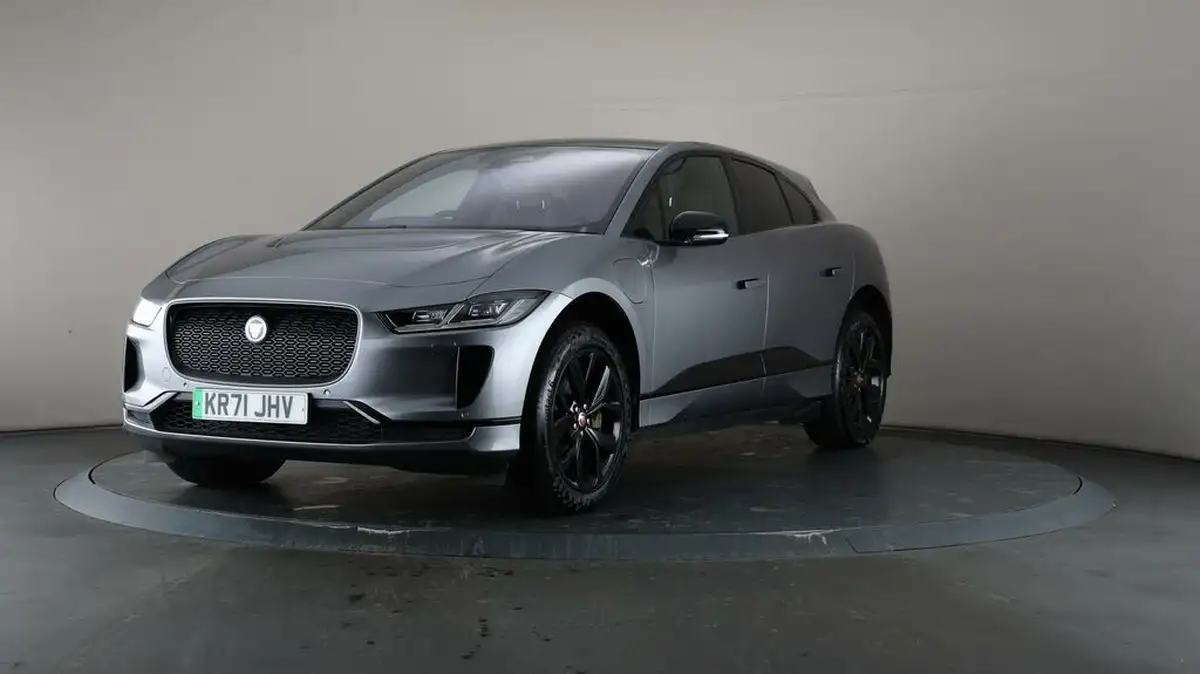 2021-jaguar-i-pace-ev400-black-big-37