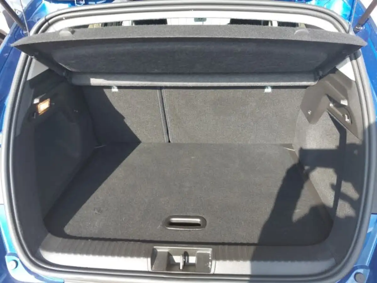 2021-renault-captur-10-tce-iconic-90ps-big-7