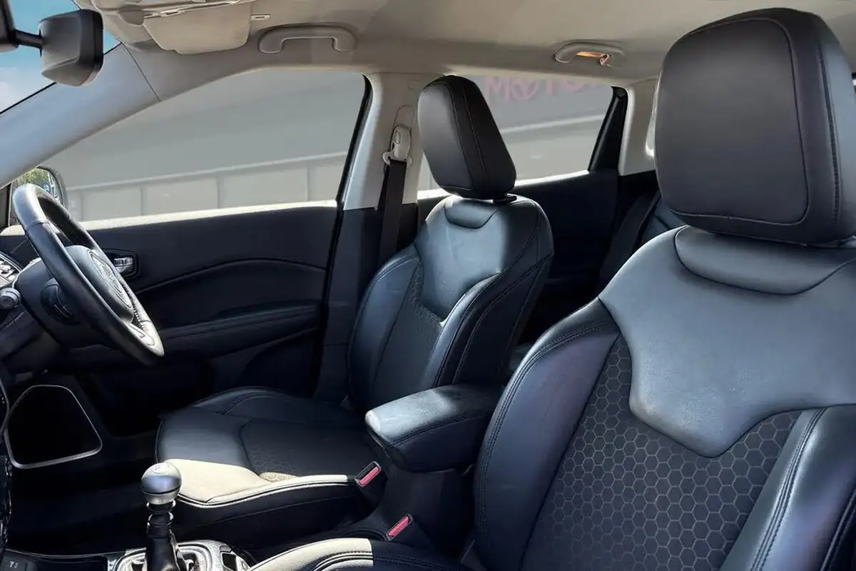 2019-jeep-compass-14-multiair-ii-night-eagle-big-14