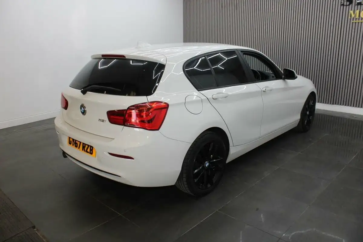 2017-bmw-1-series-15-118i-sport-5d-auto-big-4
