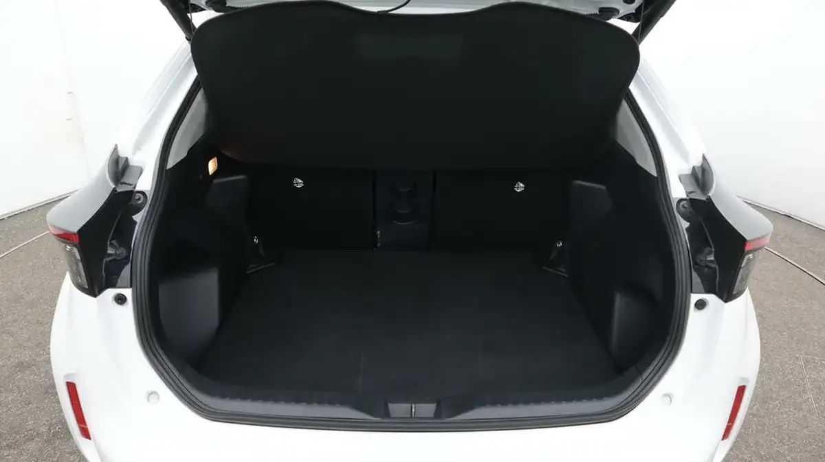 2023-toyota-yaris-cross-15-vvt-i-excel-awd-i-big-17