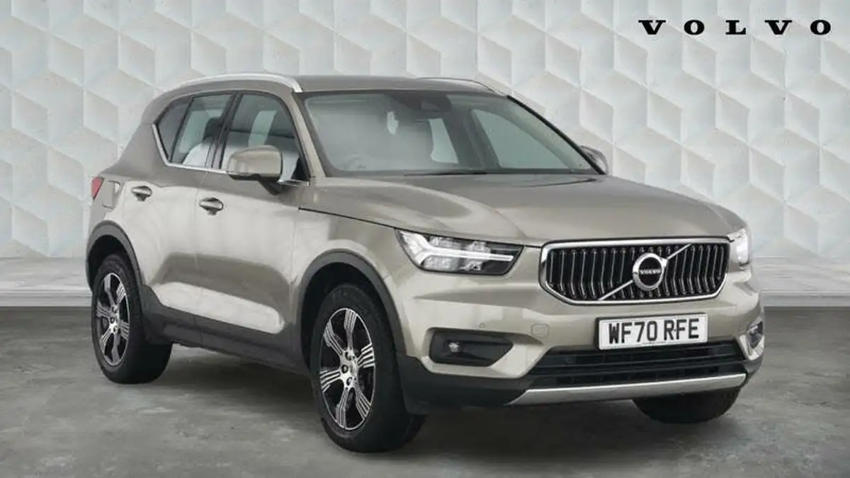 2020-volvo-xc40-20-b4-inscription-big-0