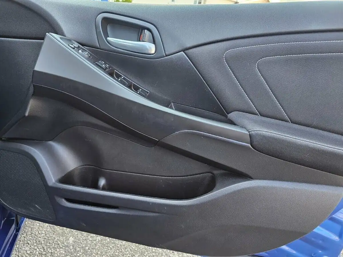 2015-honda-civic-18-se-plus-honda-connect-hatchback-auto-big-9