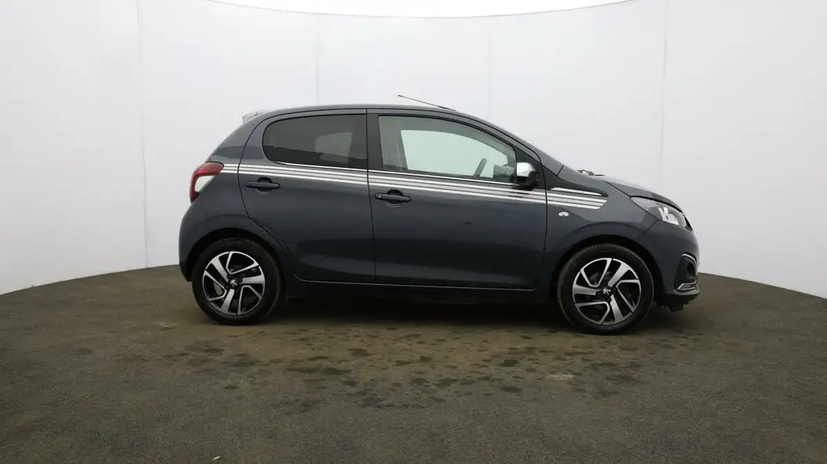2020-peugeot-108-10-collection-ss-hatchback-big-43