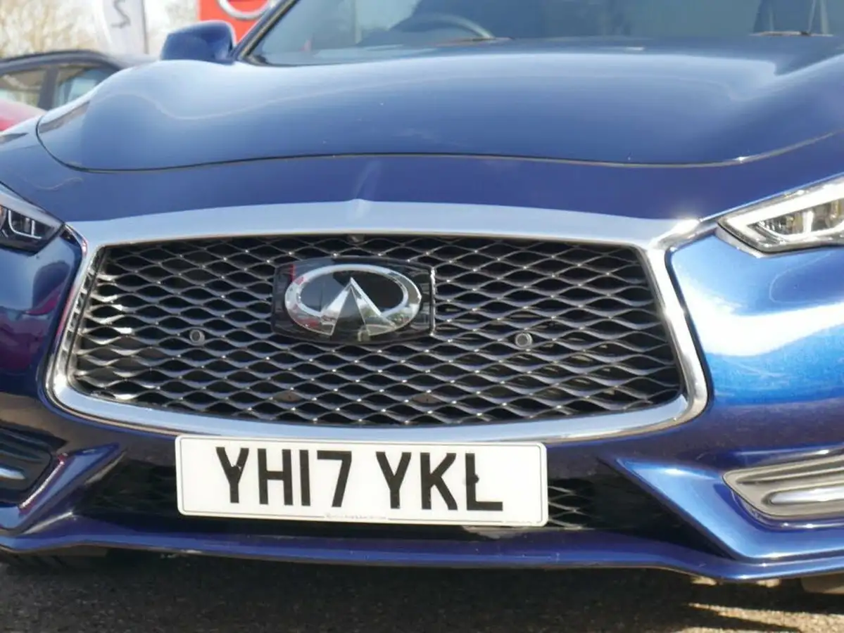 2017-infiniti-q60-30t-sport-tech-big-72