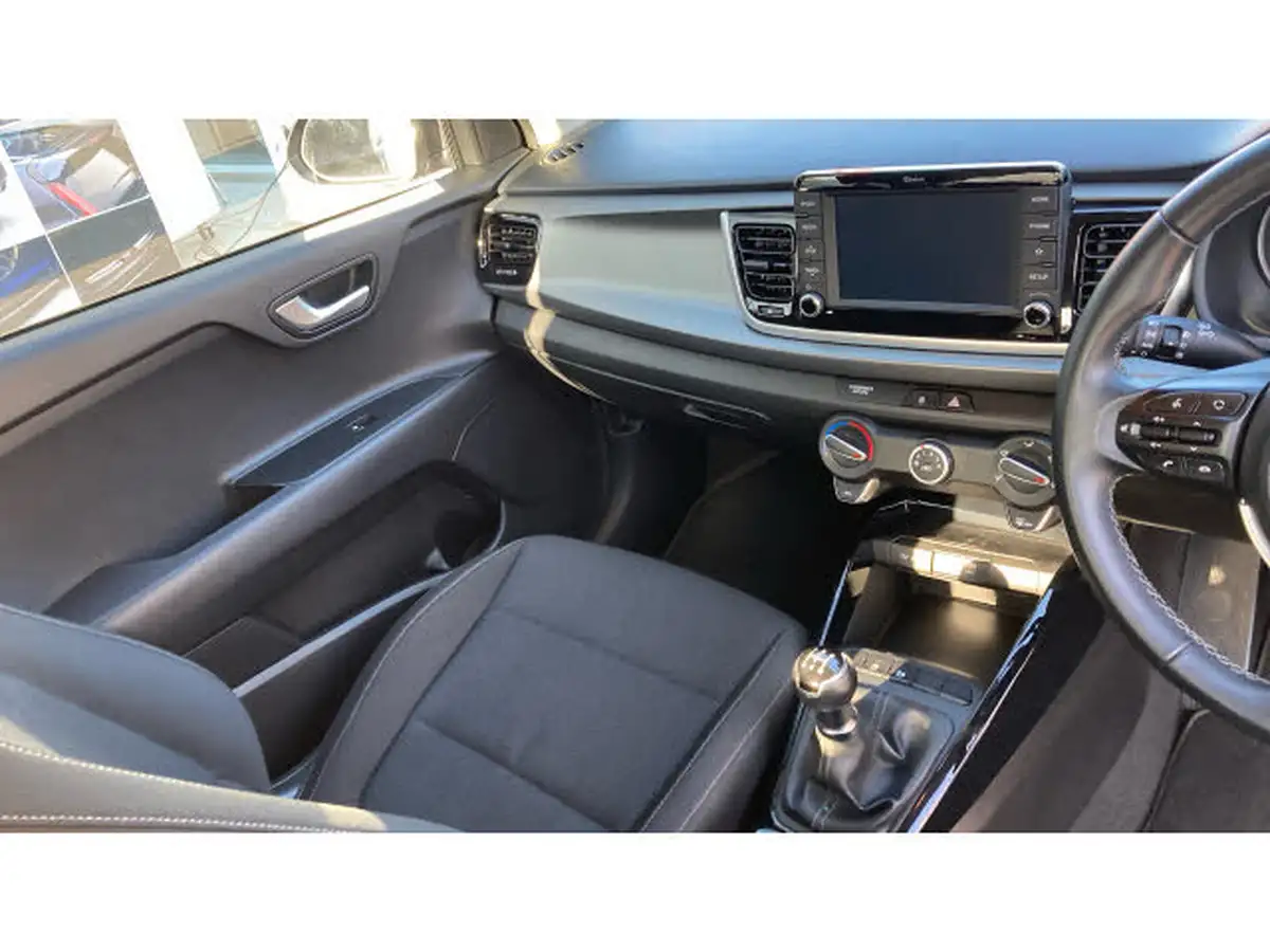 2020-kia-rio-125-2-big-13