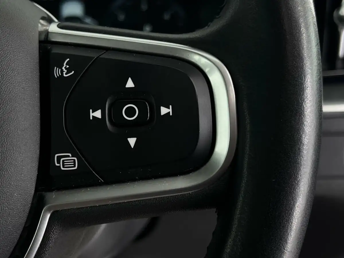 2019-volvo-xc60-20td-d4-momentum-geartronic-big-16