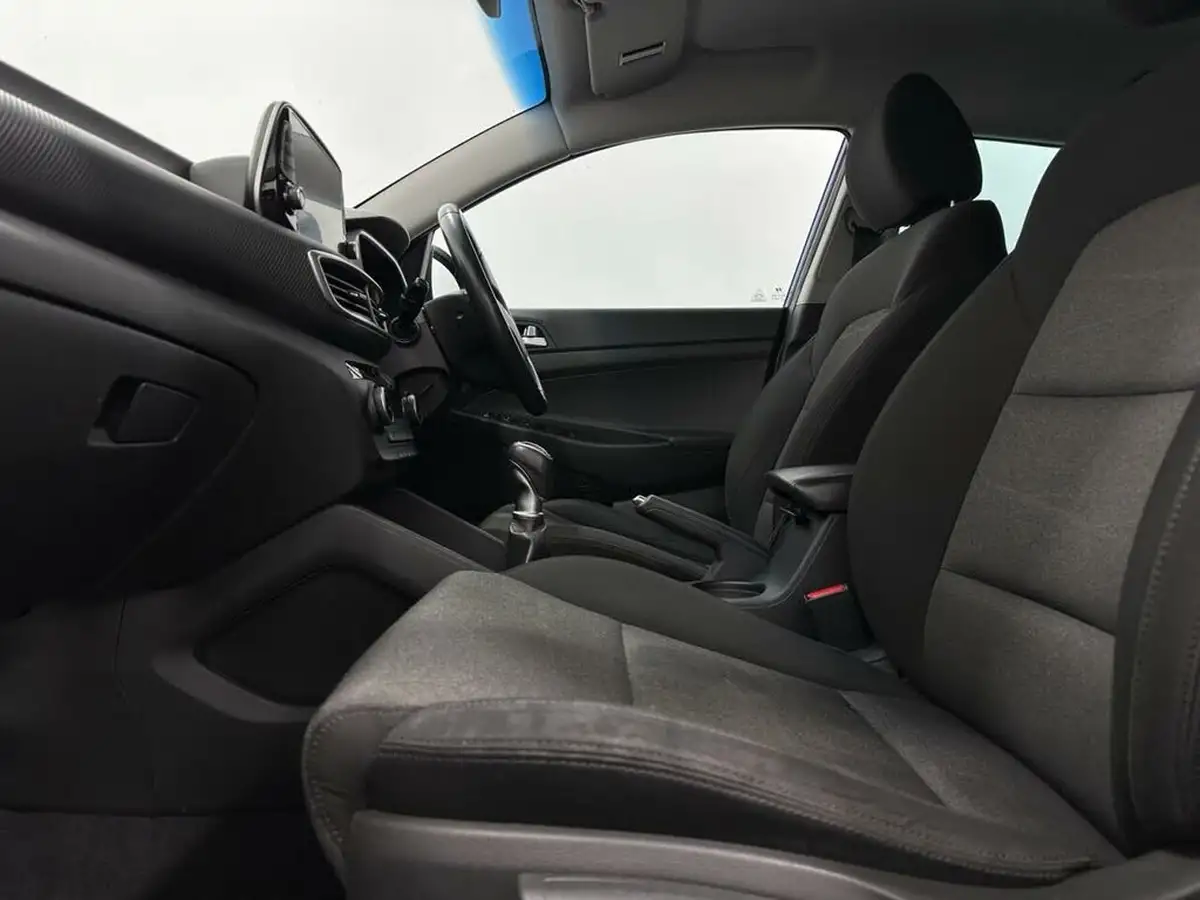 2018-hyundai-tucson-16-gdi-se-nav-big-30