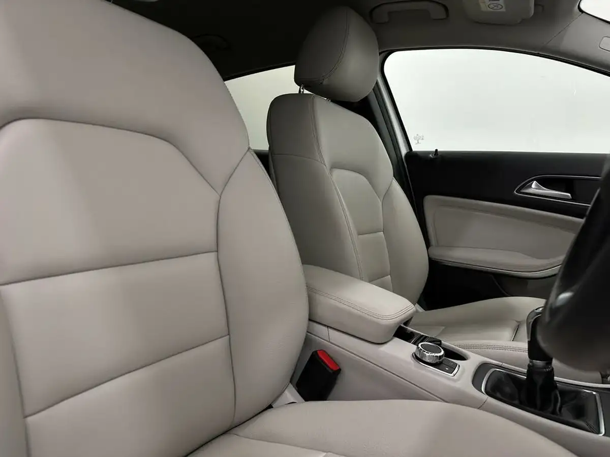 2018-mercedes-benz-gla-class-16-gla-200-se-154bhp-executive-big-27
