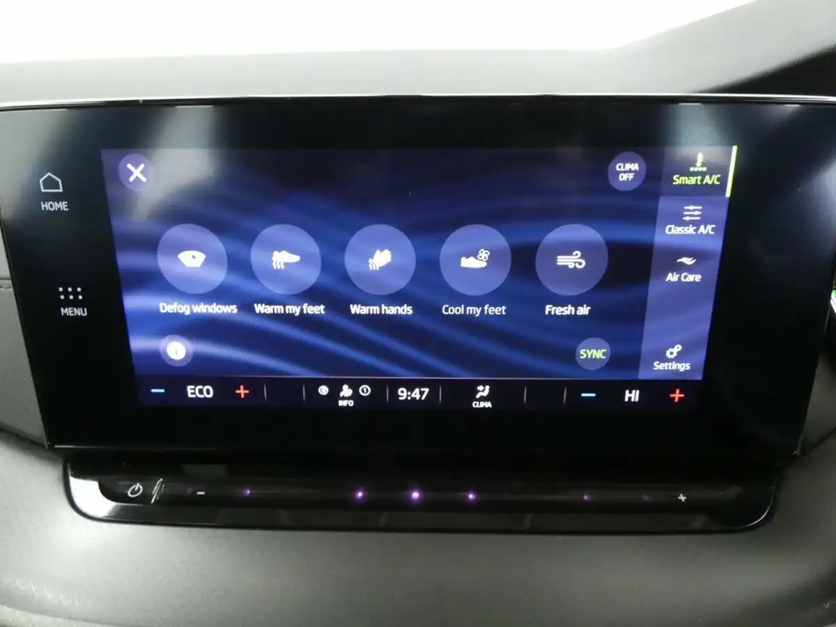 2021-skoda-octavia-big-12