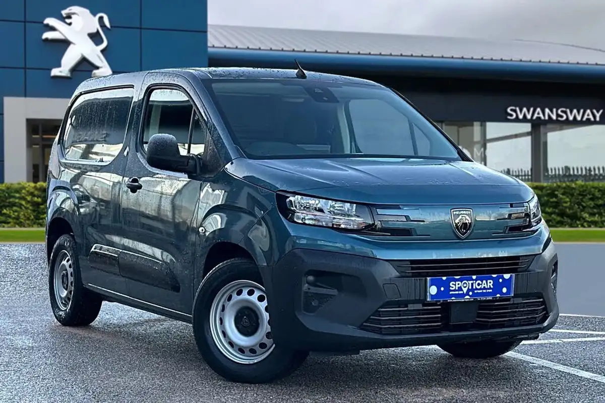 2024-peugeot-partner-big-0