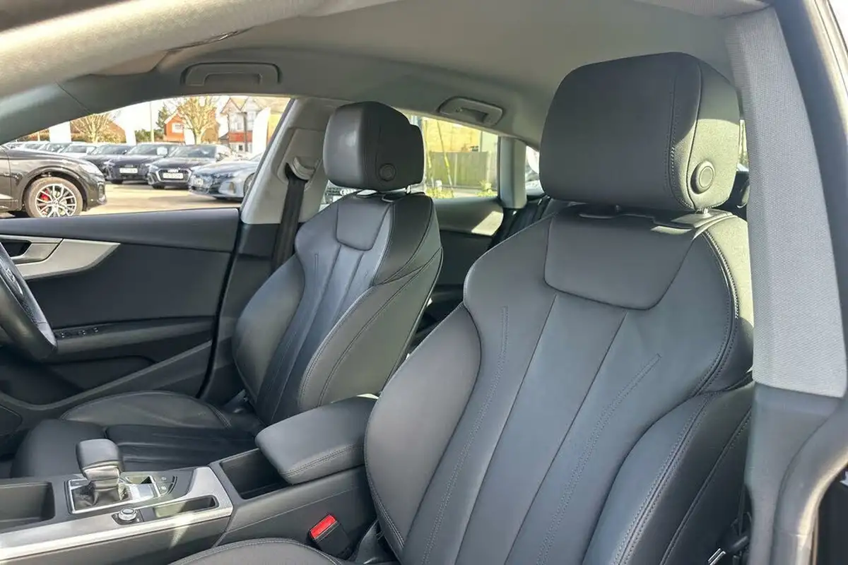 2022-audi-a5-20-35-tdi-sportback-5d-big-33
