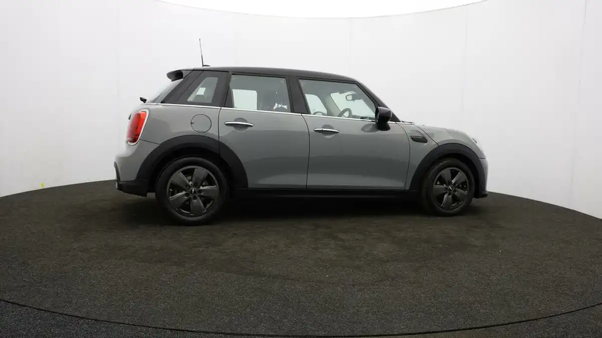 2022-mini-cooper-15-cooper-classic-hatchback-5d-auto-big-29