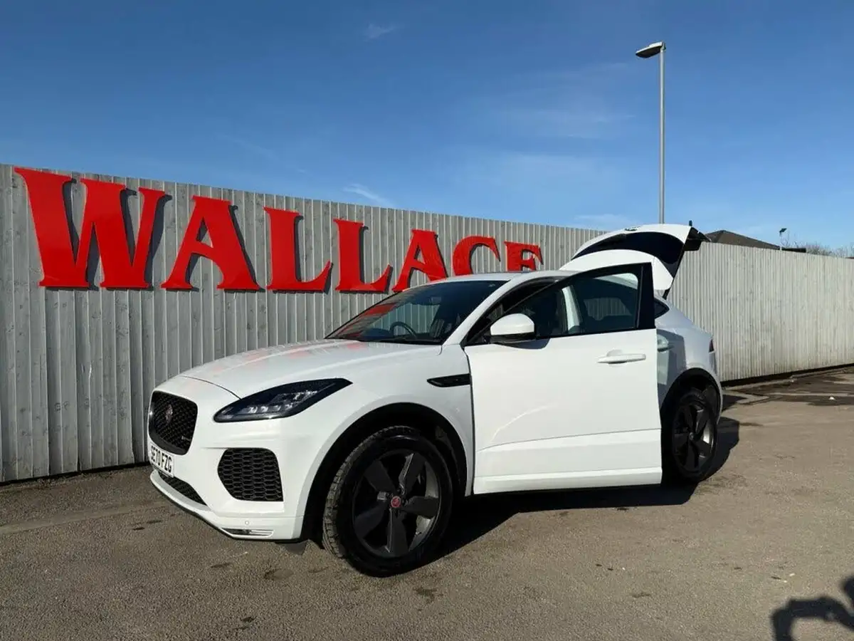 2020-jaguar-e-pace-20-i4d-chequered-flag-180ps-big-22
