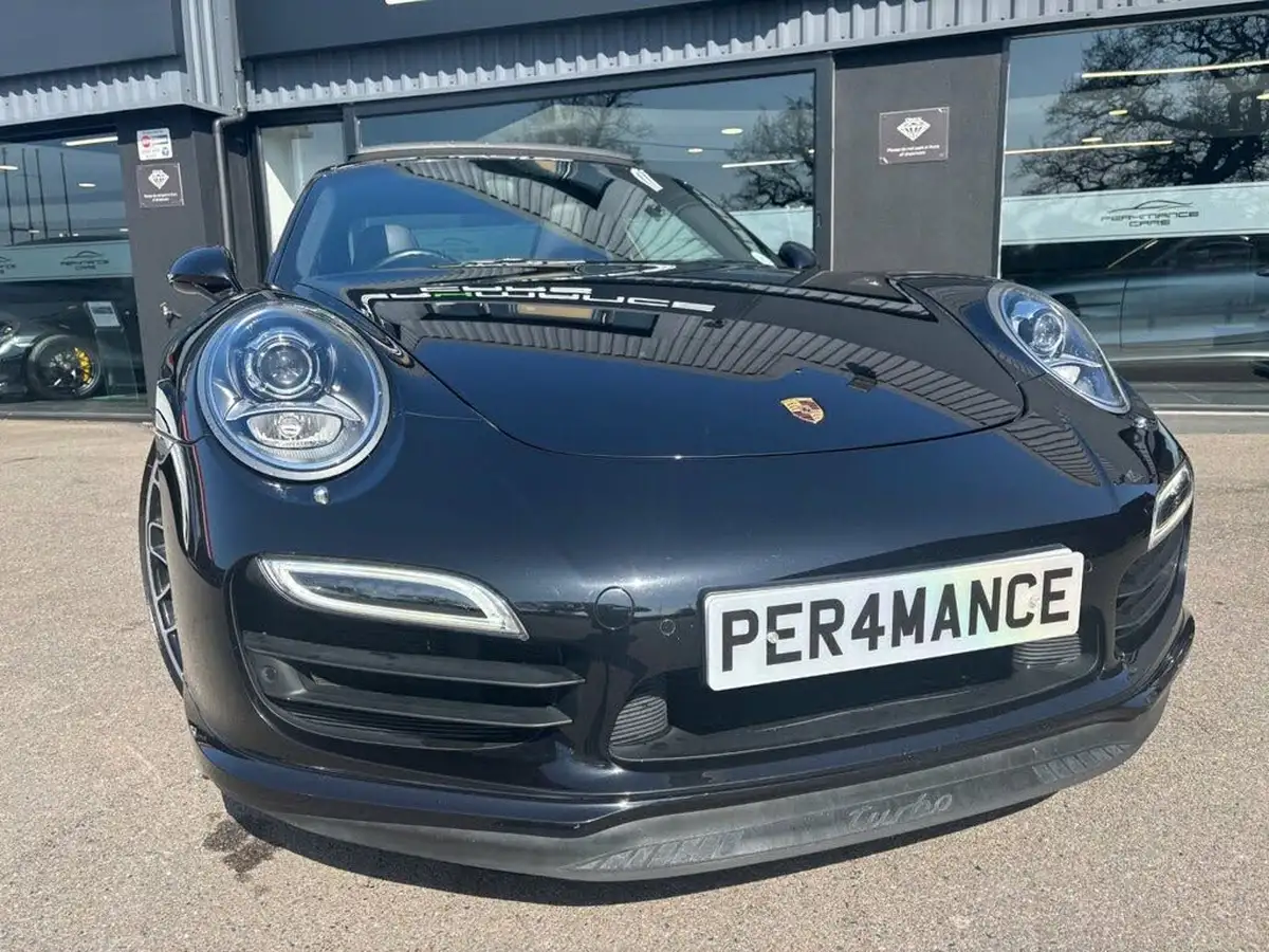 2015-porsche-911-38-turbo-coupe-big-10