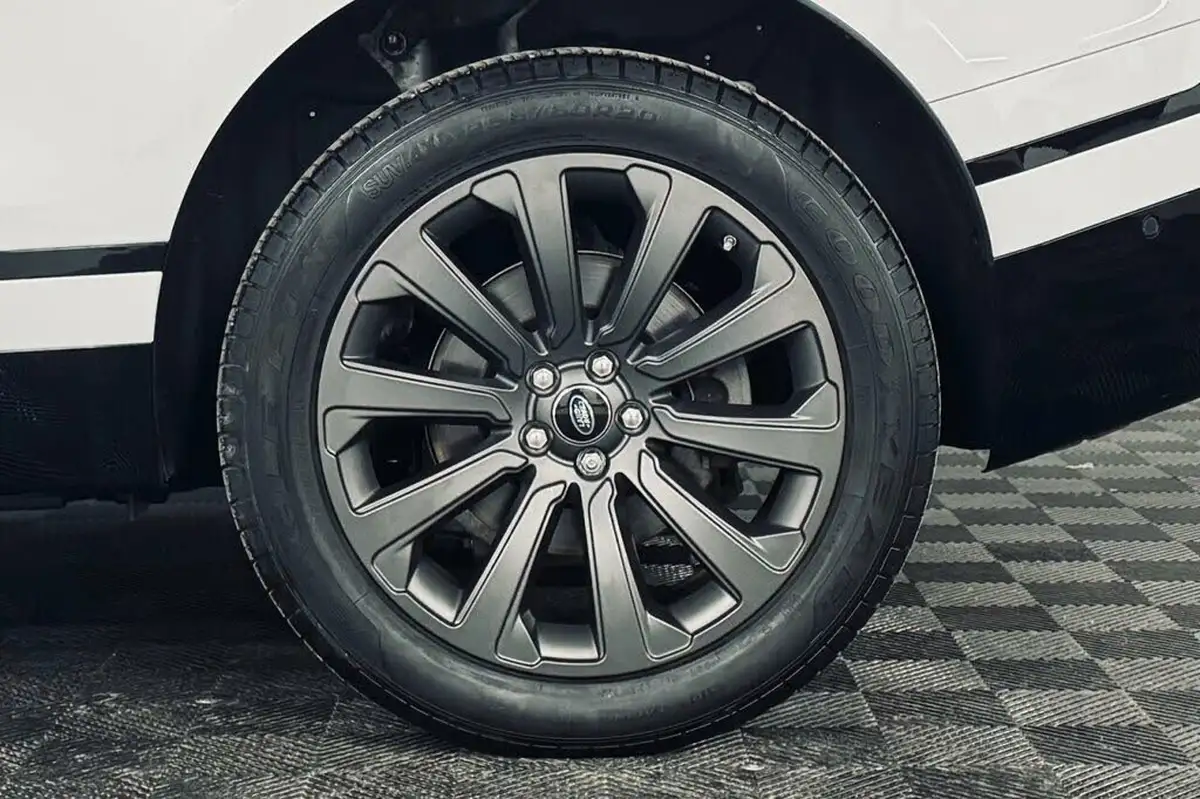 2018-land-rover-range-rover-velar-20-d180-r-dynamic-se-big-36