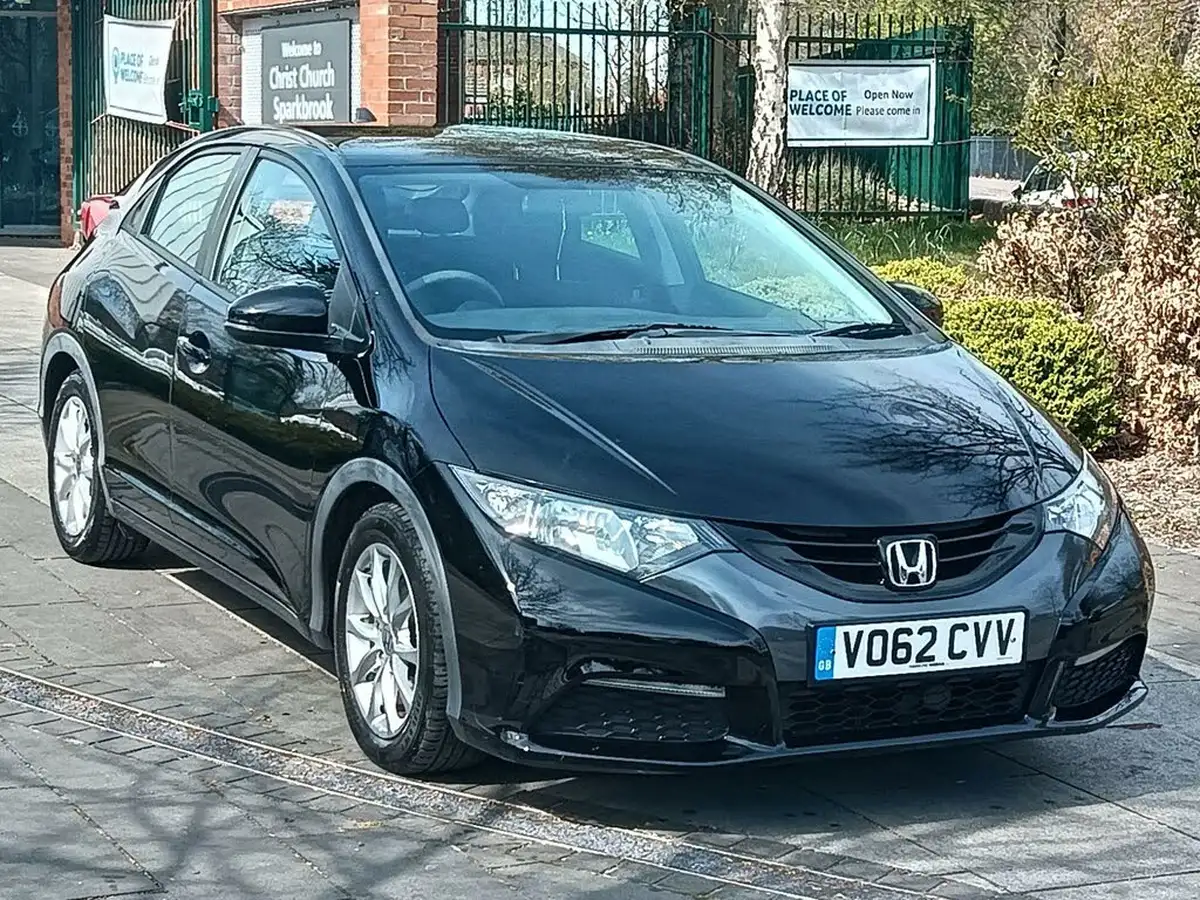 2012-honda-civic-14-se-big-13