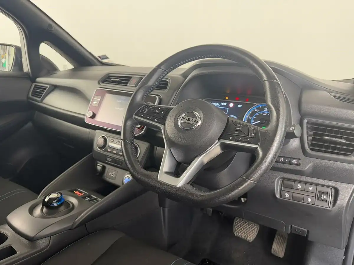 2021-nissan-leaf-e-acenta-big-21
