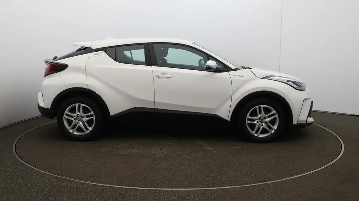 2021-toyota-c-hr-18-vvt-i-icon-big-40