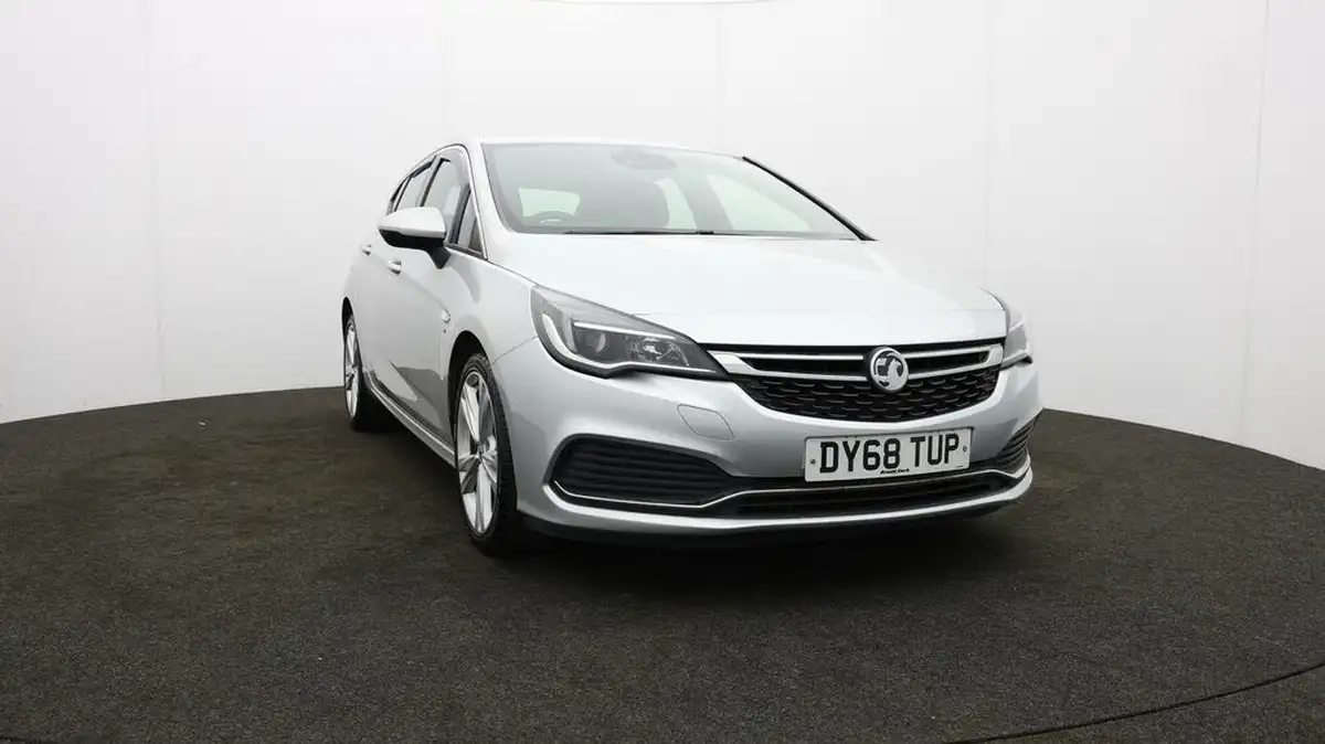 2018-vauxhall-astra-14i-16v-turbo-sri-vx-line-nav-big-43