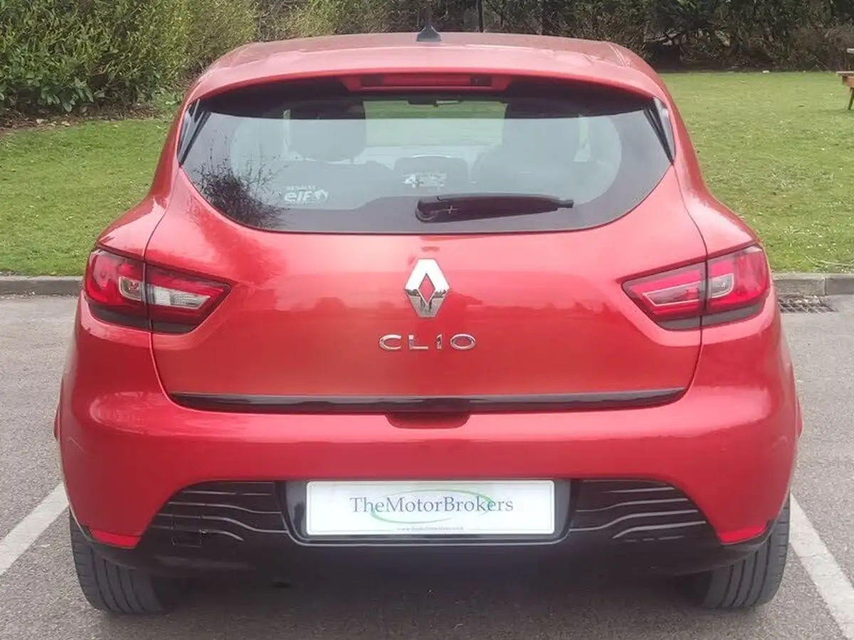 2013-renault-clio-12-dynamique-big-6