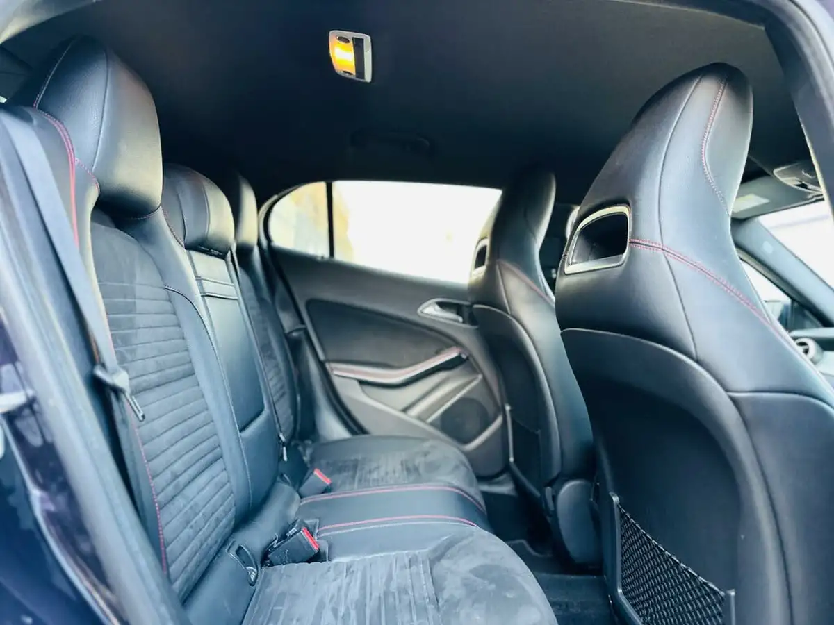 2015-mercedes-benz-gla-class-21d-gla-200d-amg-line-ss-big-41