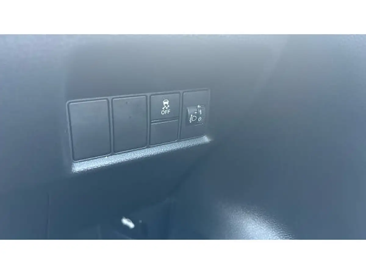 2023-honda-jazz-15-i-mmd-advance-big-16