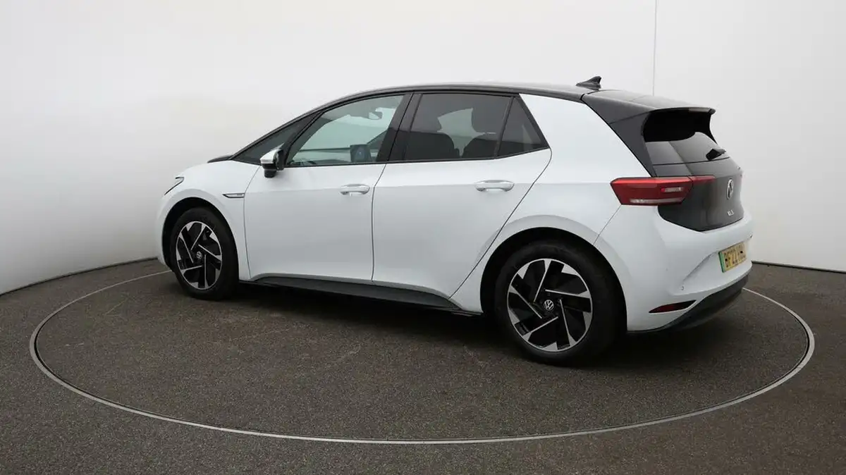 2022-volkswagen-id3-e-family-204ps-performance-big-28