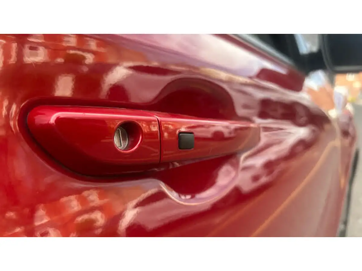 2022-hyundai-kona-e-premium-136ps-39kwh-big-23