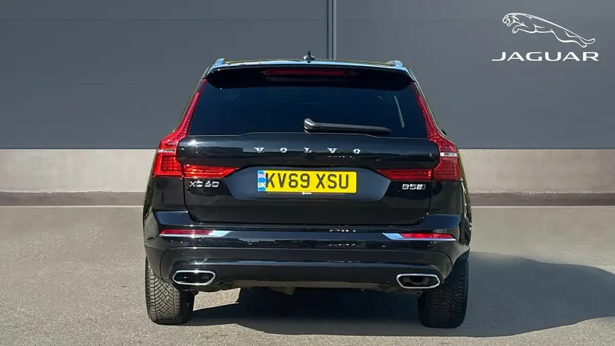 2019-volvo-xc60-20td-b5-inscription-big-5