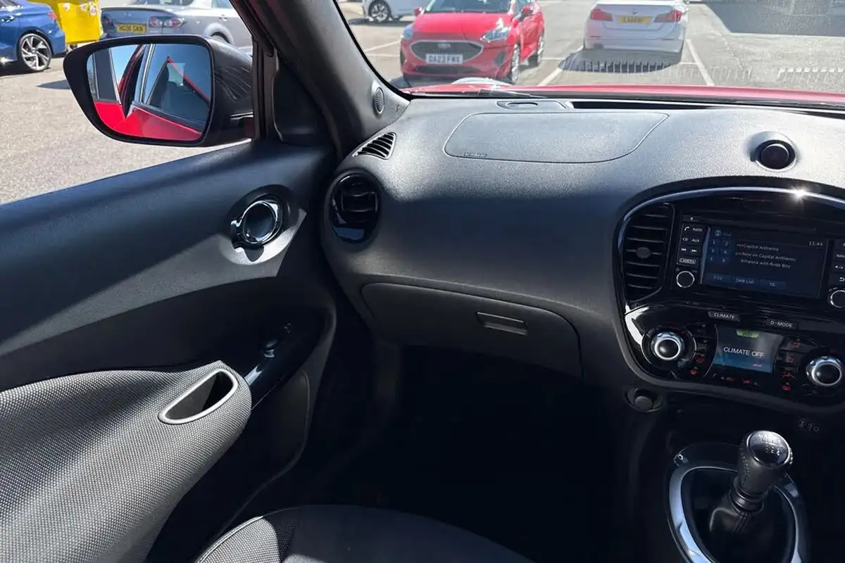 2018-nissan-juke-12-dig-t-n-connecta-ss-big-19