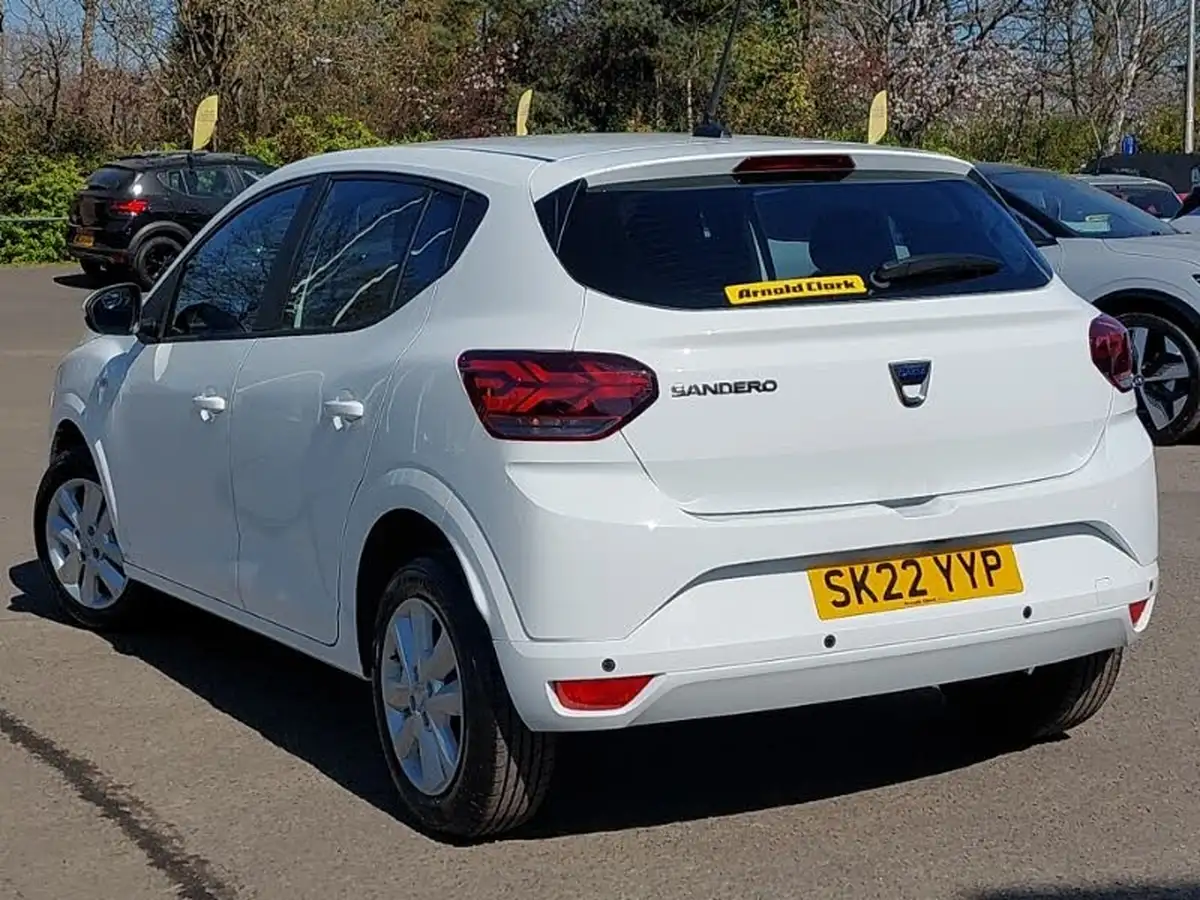 2022-dacia-sandero-10-tce-comfort-90bhp-big-1