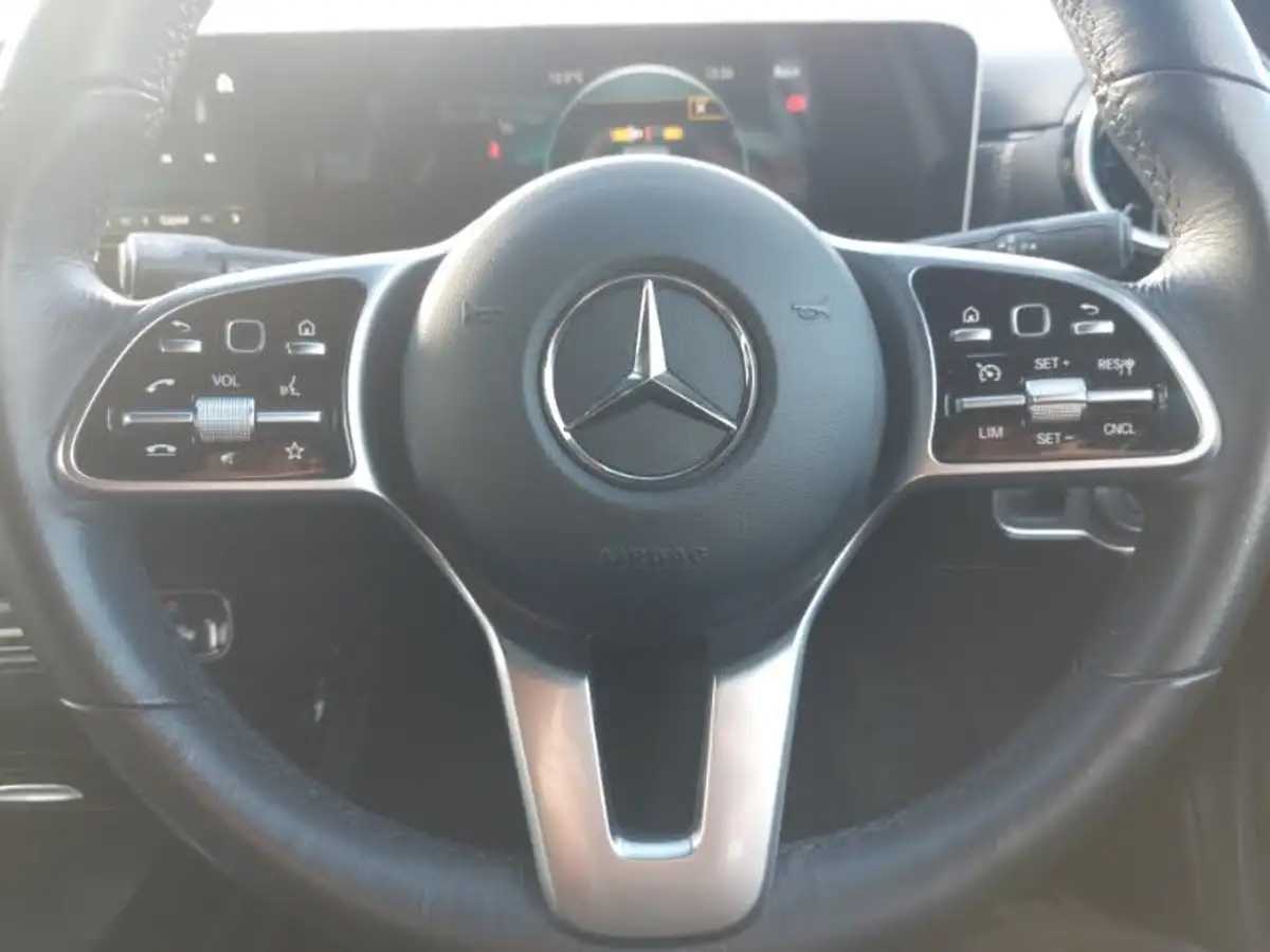 2019-mercedes-benz-a-class-15d-a180d-sport-executive-hatchback-5d-7g-dct-big-11