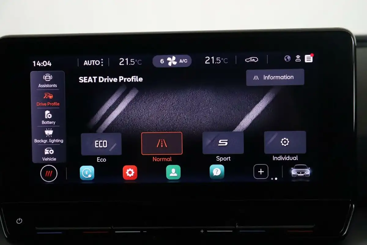 2021-seat-leon-14-e-hybrid-fr-hatchback-big-29