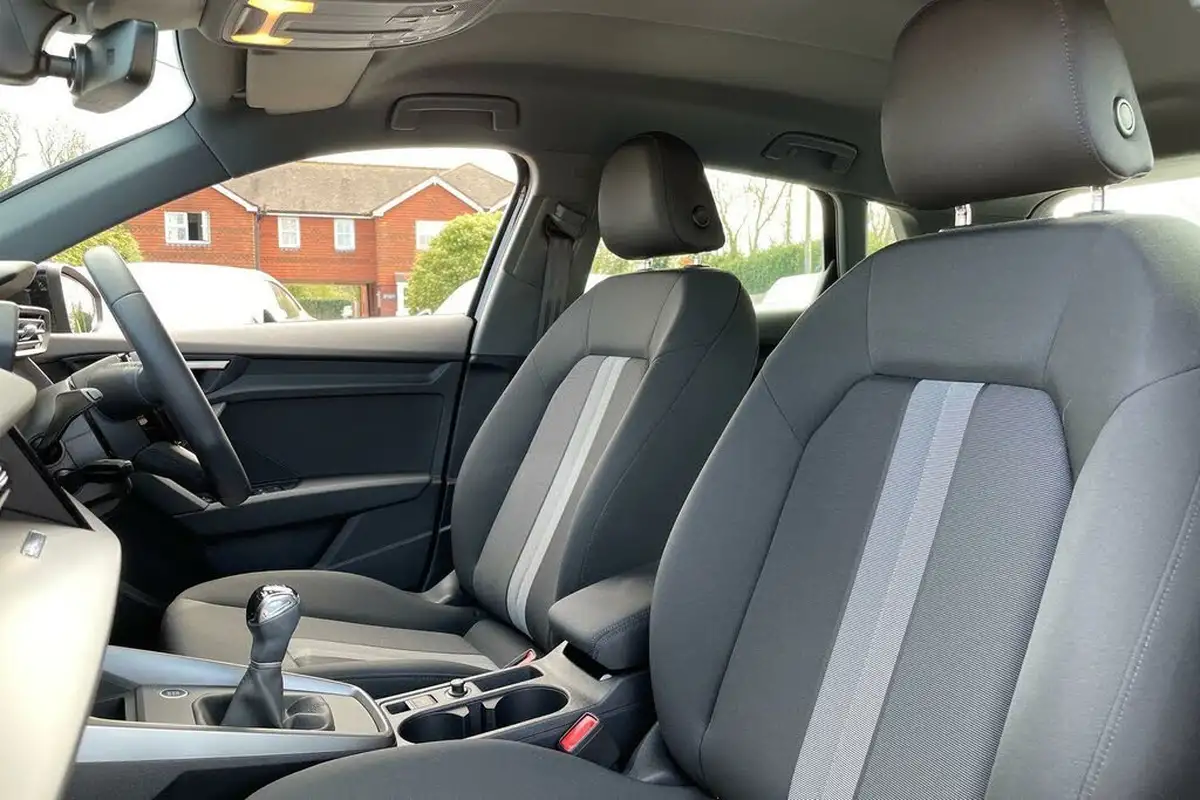 2022-audi-a3-15-35-tfsi-technik-big-32