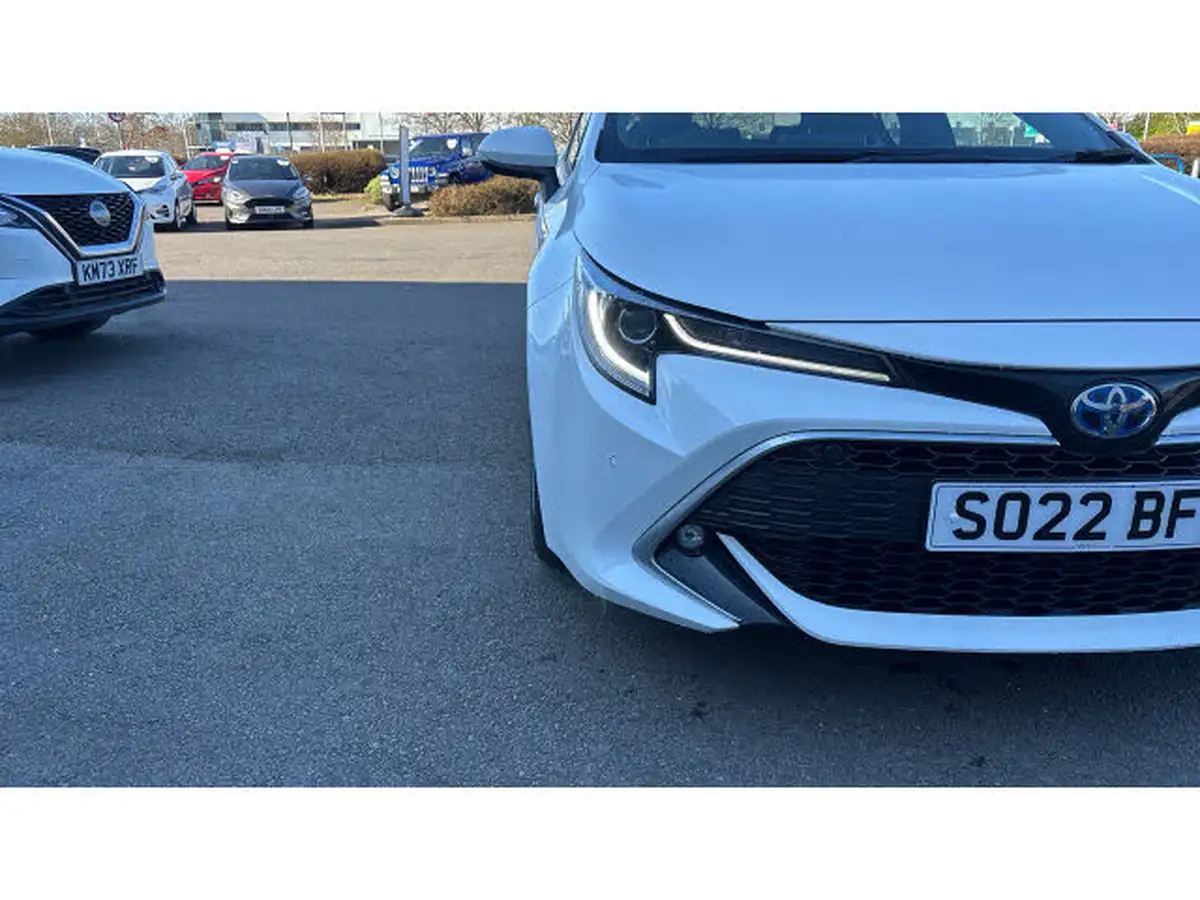 2022-toyota-corolla-18-vvt-i-excel-120bhp-trk-hatchback-big-40